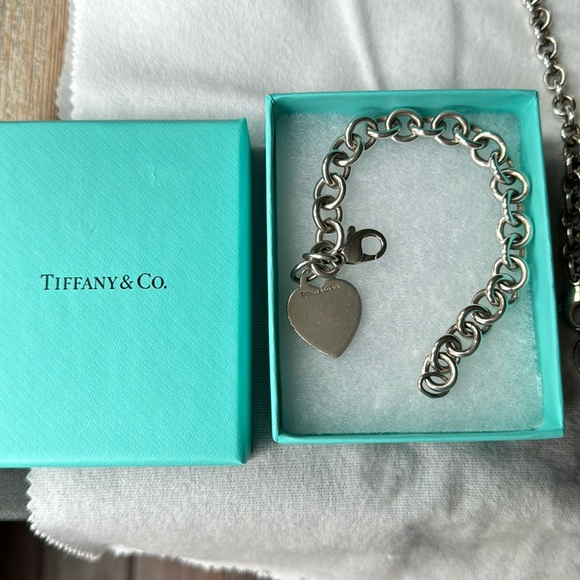 Tiffany & Co. Jewelry - Tiffany & Co. 💙 Return to Tiffany Bracelet